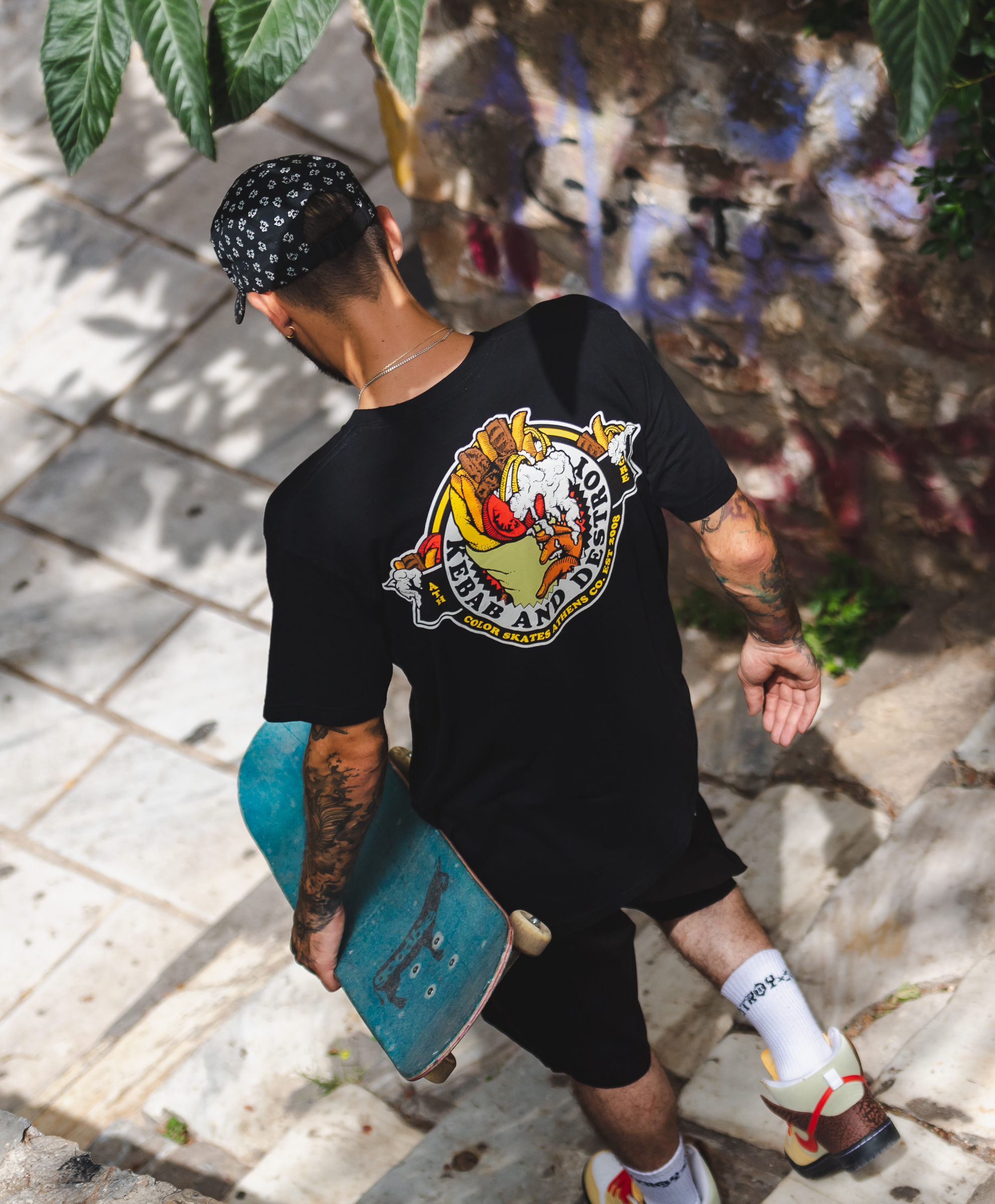 COLOR KEBAB AND DESTROY TEE BLACK