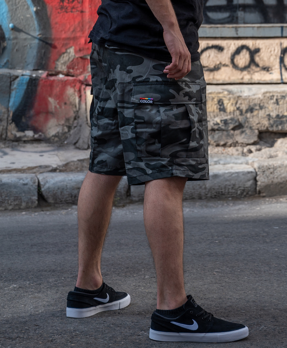COLOR I-5 CARGO SHORT MIDNIGHT CAMO