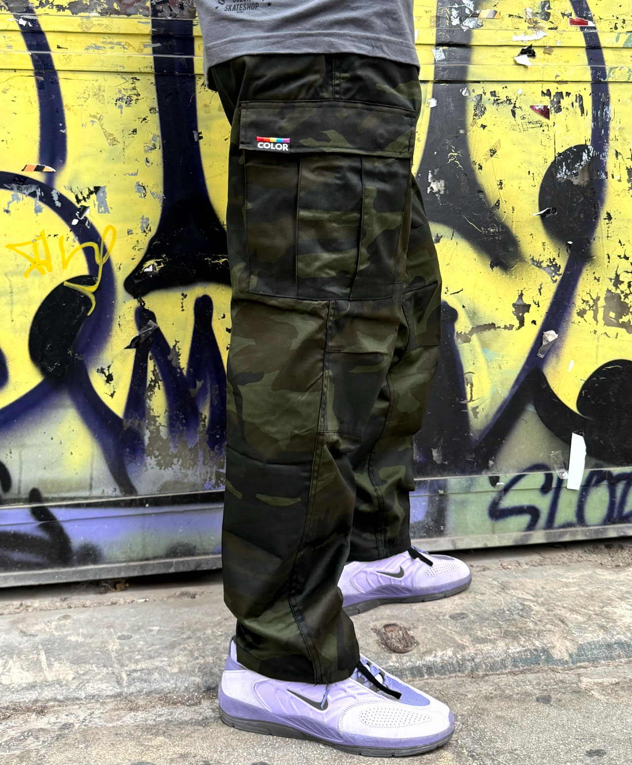 COLOR I-5 CARGO PANTS STEALTH WOODLAND CAMO