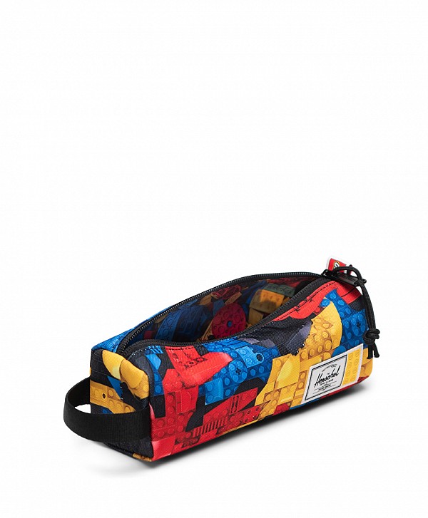 HERSCHEL X LEGO SETTLEMENT PENCIL CASE ABSTRACT BRICKS